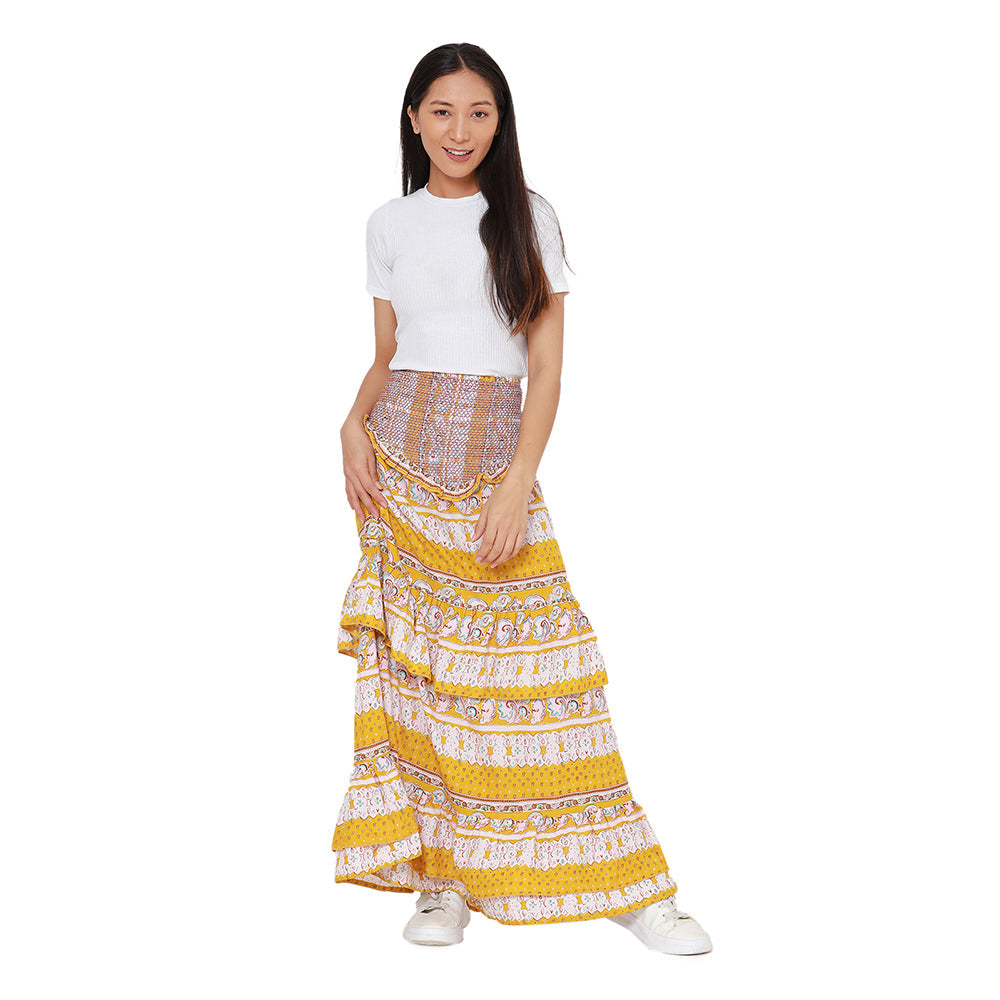 Shreded SHORTS & SKIRTS SMALL/ Bottoms